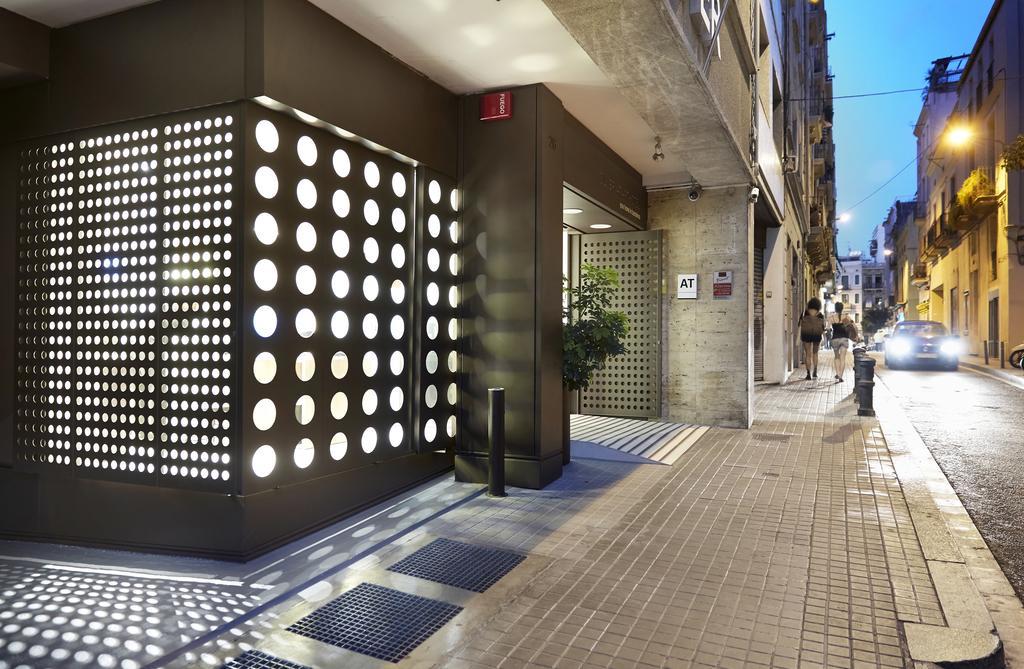 Aparthotel Silver Barcelona Exterior photo